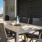 4 Bedroom Stunning In * 하데르슬레우