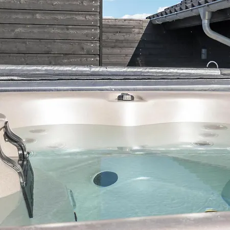 4 Bedroom Stunning In Haderslev