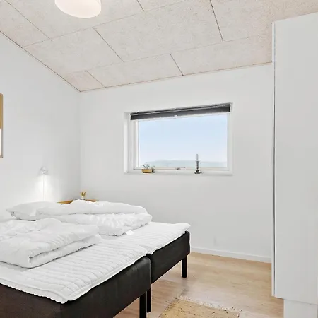 4 Bedroom Stunning In