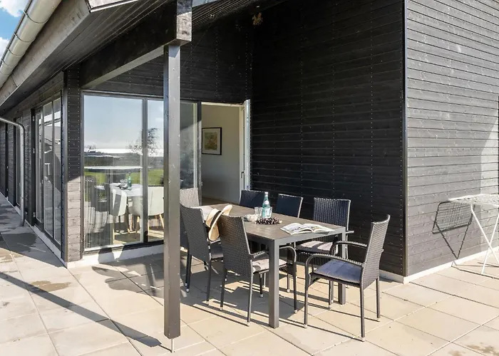 4 Bedroom Stunning In *