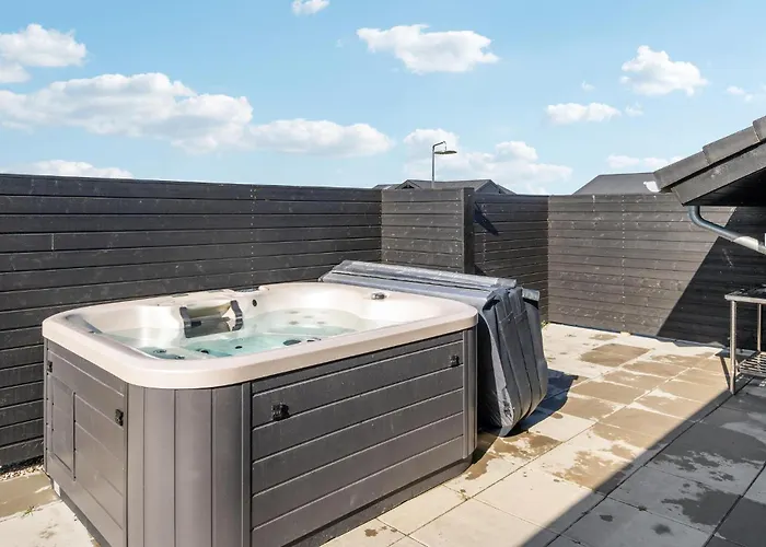 4 Bedroom Stunning In *